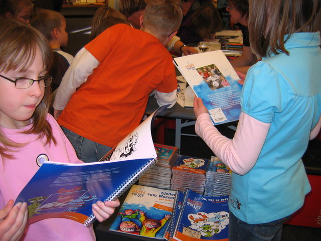 gal/2008/2008 12.04. Mayersche Buchhandlung CD Praesentation/IMG_3476.JPG